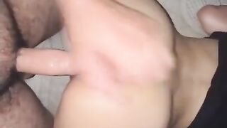 Morena sentando gostoso e abrindo o cuzinho pra você