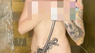 8 Satisfying my pussy while taking a shower OF FREE giaredfire