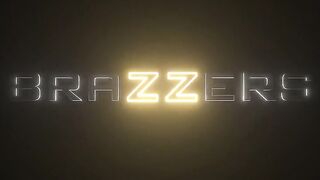Landlady's Ass Cums To Collect.Gizelle Blanco / Brazzers