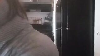 Woke up Cooking breakfast,Twerking and Missing YOU