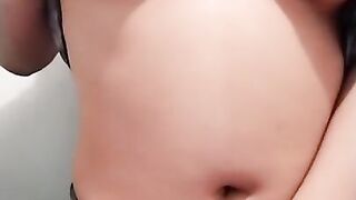 Masturbandome para mí novio