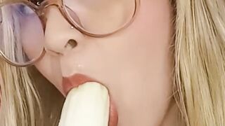 Don't buy me a fruit with delicious shapes, I'll suck it up!