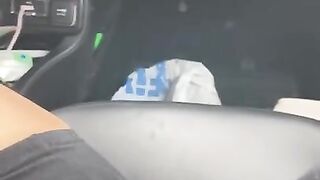 Teen Gets Fingered in Moving Car