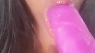 Loud squirting orgasm