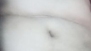 Chubby chichona plays with her big tits and ends up playing with her rich pussy
