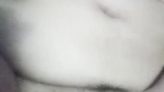 Chubby chichona plays with her big tits and ends up playing with her rich pussy