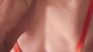 Maman se prend une bonne levrette