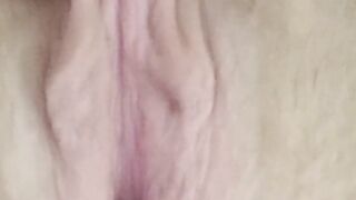I send a video from the school locker room to my Erasmus boyfriend so he can jerk off