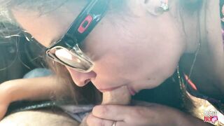 naughty slut pissing and farting in the car, hot blowjob milf