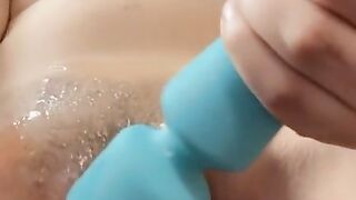 Pussy filled with cum using a vibrator