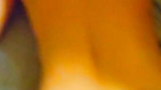 【ハメ撮り】「えっ、はいってません？ あっ♥️」女子〇生にマッサージのフリして挿入したら反応がエロすぎた(個人撮影、美尻)