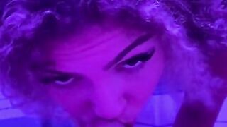 EATING THE HOT INFLUENCER WITH ANAL PLUG WHILE SHE DRINKS ALL MY MILK