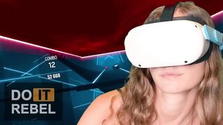 Sexy Girlfriend Play Beat Saber Naked on Oculus Quest 2