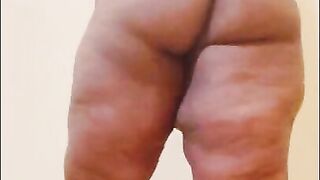SEXY CARIBBEAN BBW TWERKS AND WINES 9 MONTHS PREGNANT