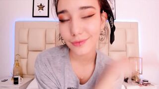 I really want to suck a good cock and get slapped with your cock like the little whore I like to be