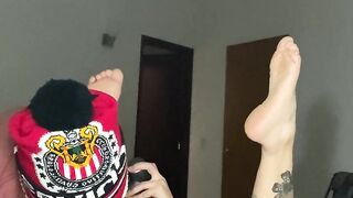 My neighbor is horny, has a great orgasm