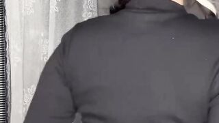 brunette is doing sex therapy for her pussy