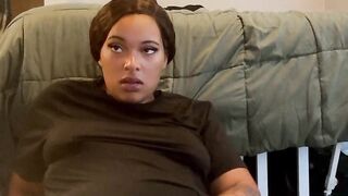 Stare into my eyes while I’m vibrating my clit so I can look at you while I squirt . Comment for pt2