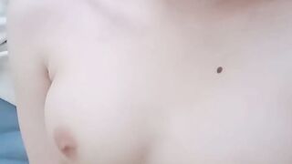 Perfect body with sexy boobs????