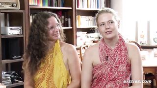 Ersties - Annikas intensive Tantramassage für Isabellas Klitoris