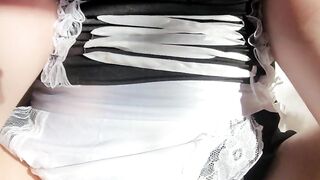 Maid with Bouncing Tits lets Me FreeUse Her Wet Pussy