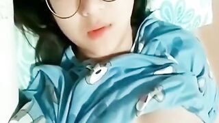 Horny Asian Beautiful Girl Masturbating