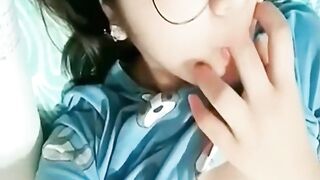 Horny Asian Beautiful Girl Masturbating