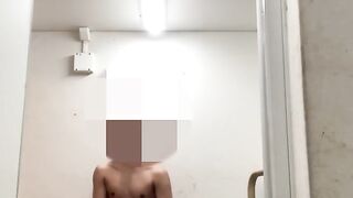 Naked and exposed crab-legged masturbation in a public toilet outside♡
