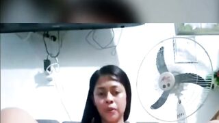 My Stepsister Masturbates with Her Toys Until She Squirts