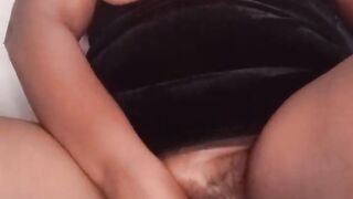 Pussy play squirting