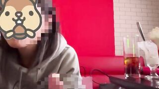 カラオケで生クリームフェラしちゃうRiz