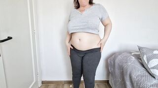 Me gusta chupar pollas y corridas con semen creampie (Evita Camila milf caliente)