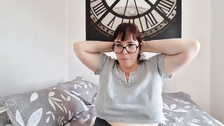 Me gusta chupar pollas y corridas con semen creampie (Evita Camila milf caliente)