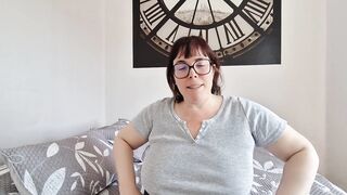 Me gusta chupar pollas y corridas con semen creampie (Evita Camila milf caliente)