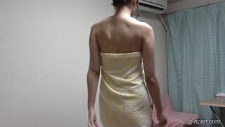 Let's take a look at Japanese girl shower