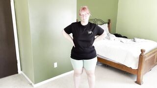 Gorgeous BBW Strips Naked and Jiggles Her Fat Ass Before Counting You Down to Cum