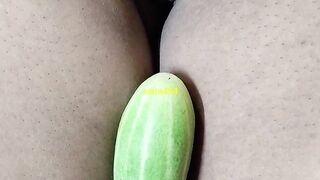 Desi saira beautiful bhabhi ghar per koi nahi hai cucumber se masturbating