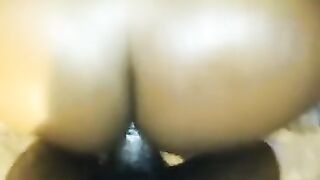 BIG BOOTY EBONY BEGS TO GET HER ASSHOLE POUNDED BY DADDY FAT DICK!!!