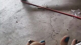 Love playing with power tools with my feet