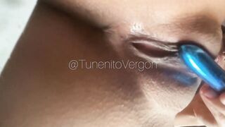 Beautiful Argentina masturbates with her first Vibrator!