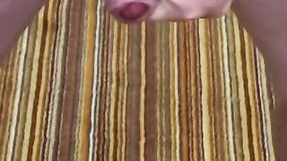 Solo maturation with dirty words to my swingers