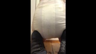 awesome diaper farts... volume up!